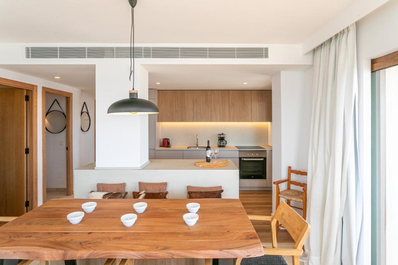 Beachfront Holiday Apartment Lotja 7 - Grupo Berna Colonia de Sant Jordi Buitenkant foto
