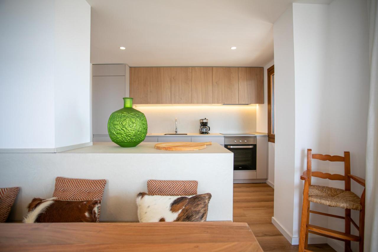 Beachfront Holiday Apartment Lotja 7 - Grupo Berna Colonia de Sant Jordi Buitenkant foto