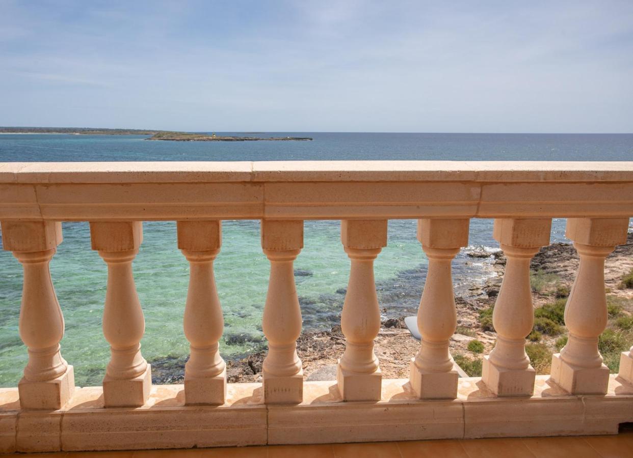 Beachfront Holiday Apartment Lotja 7 - Grupo Berna Colonia de Sant Jordi Buitenkant foto